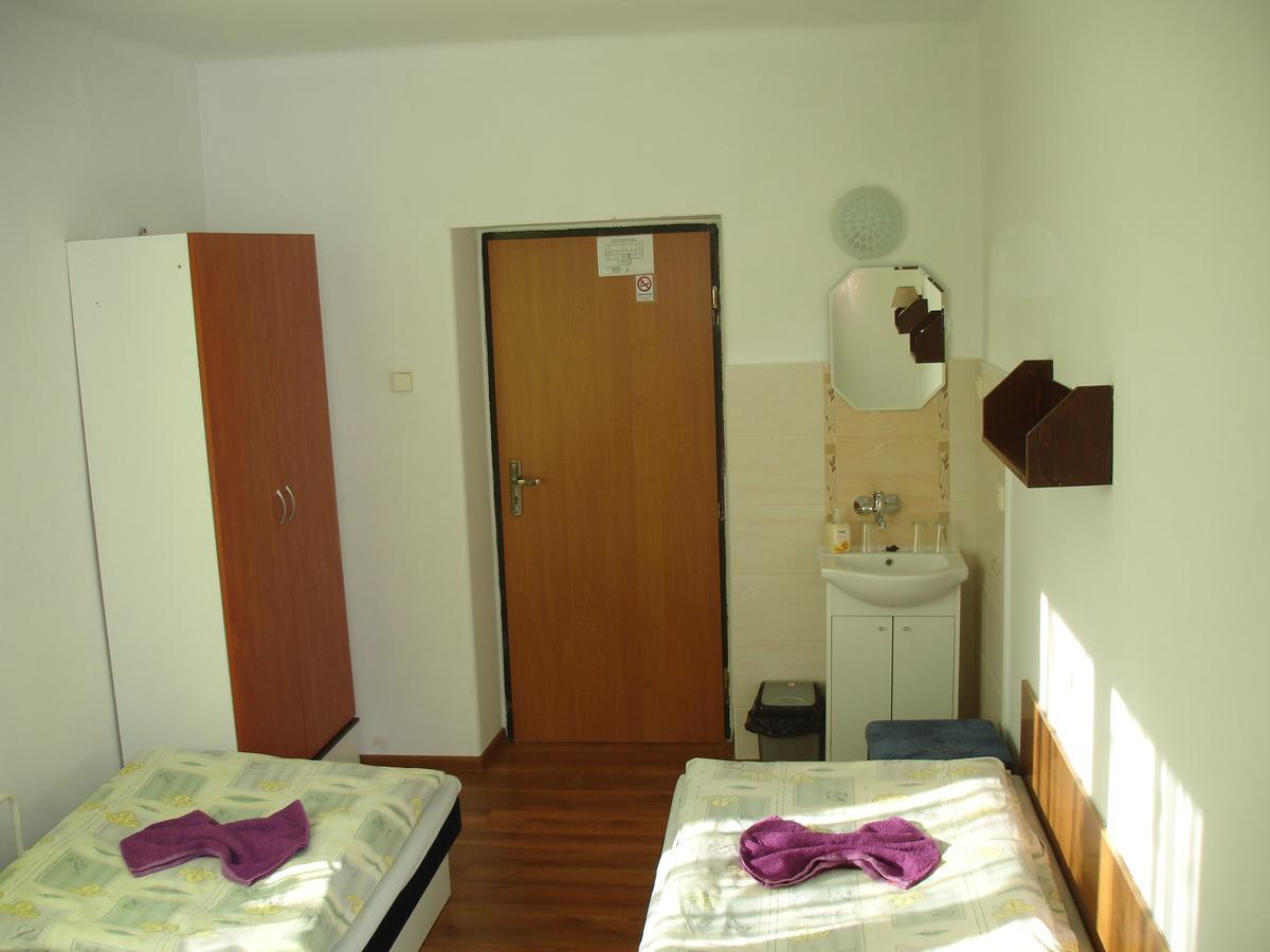 Hotel Gula Batizovce Dış mekan fotoğraf