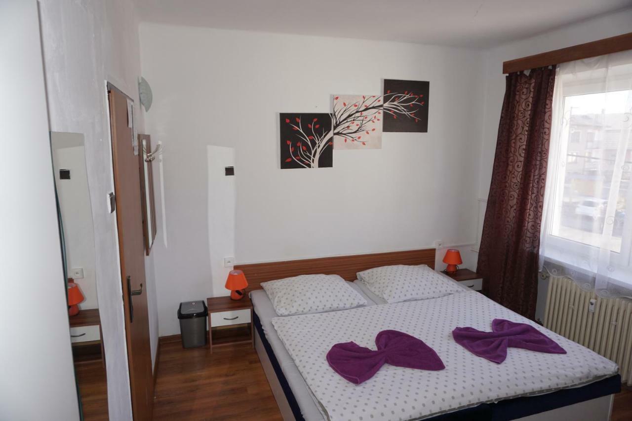 Hotel Gula Batizovce Dış mekan fotoğraf
