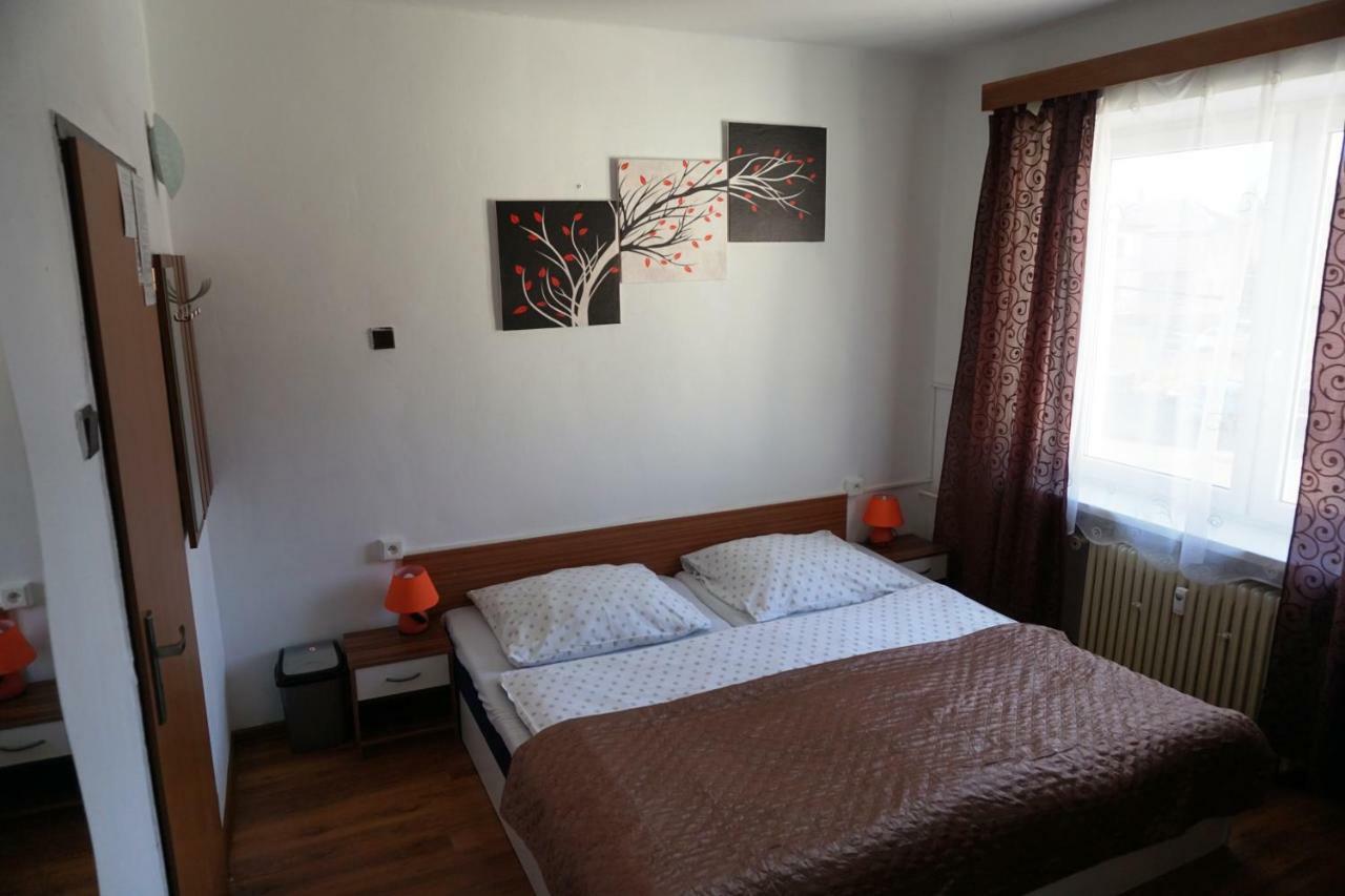 Hotel Gula Batizovce Dış mekan fotoğraf