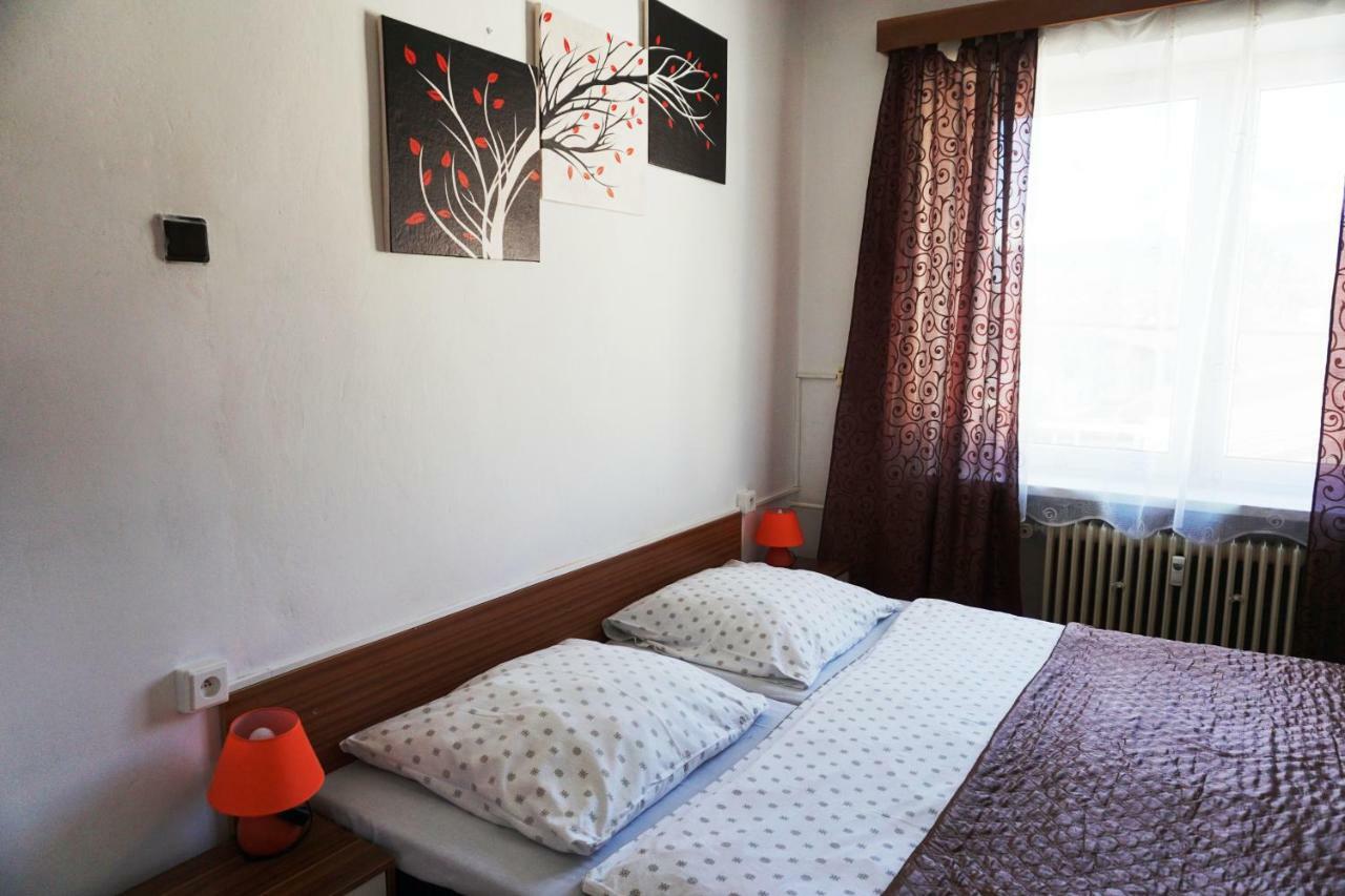 Hotel Gula Batizovce Dış mekan fotoğraf