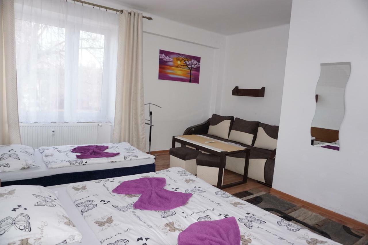 Hotel Gula Batizovce Dış mekan fotoğraf