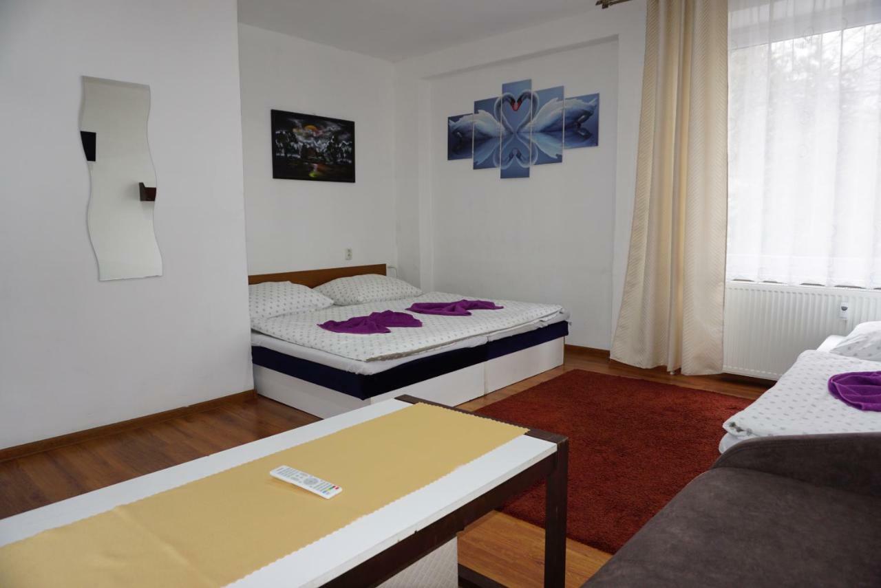 Hotel Gula Batizovce Dış mekan fotoğraf